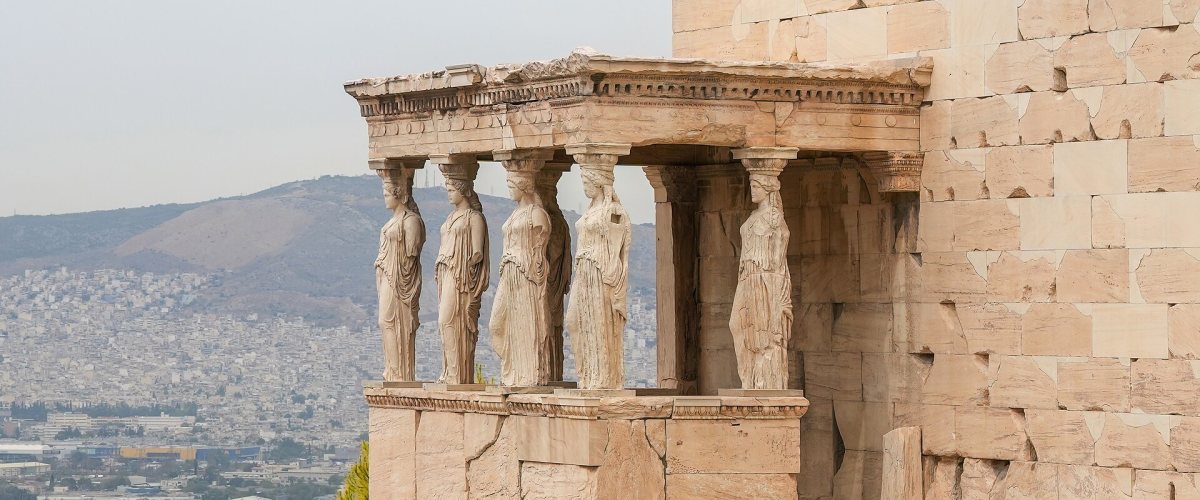 Akropolis'te Erehteion'un Kariyatidleri