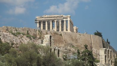 Atina Akropolisi ve Parthenon tapınağının genel görünümü