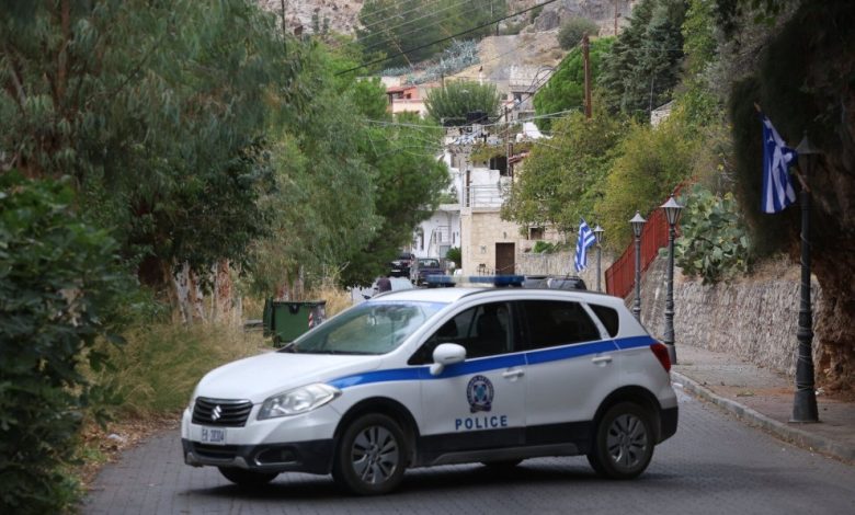 Yunanistan’da yaklaşık 10 ay önce yaşanan, can kayıplarına yol açan silahlı çatışmanın izlerini taşıyan Vorizia köyü, yeni bir olayla gündeme geldi.